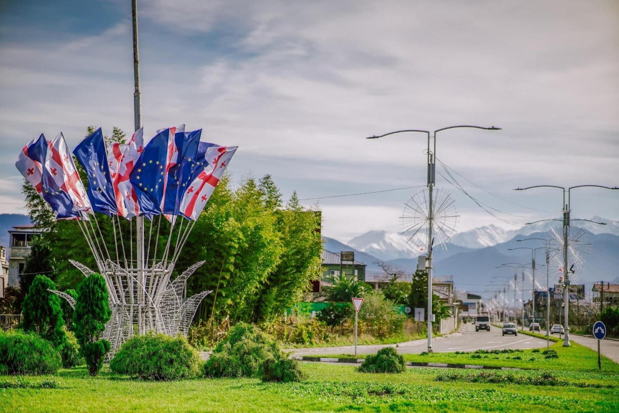 Batumi Orbi City Apart Hotel Ngoại thất bức ảnh